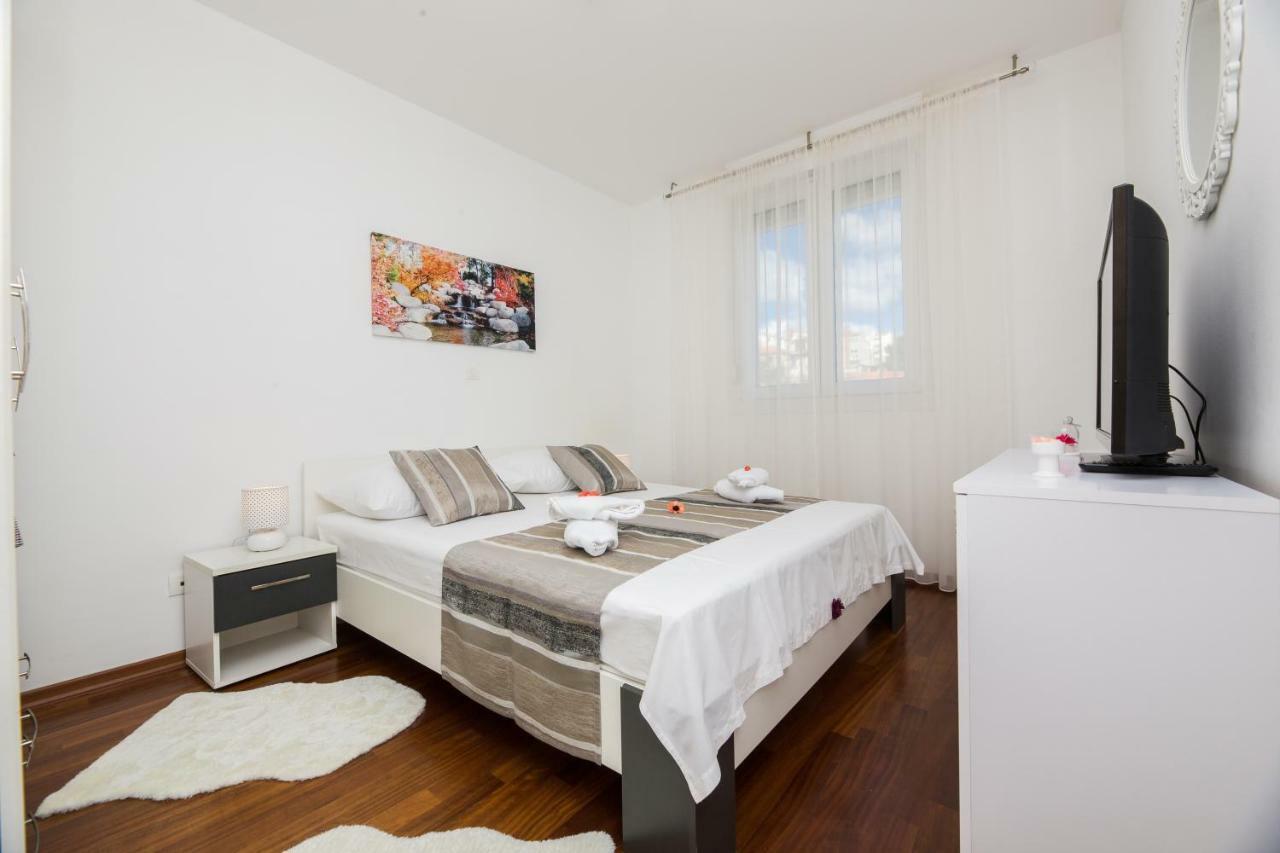 Apartman Bubli Сплит Екстериор снимка