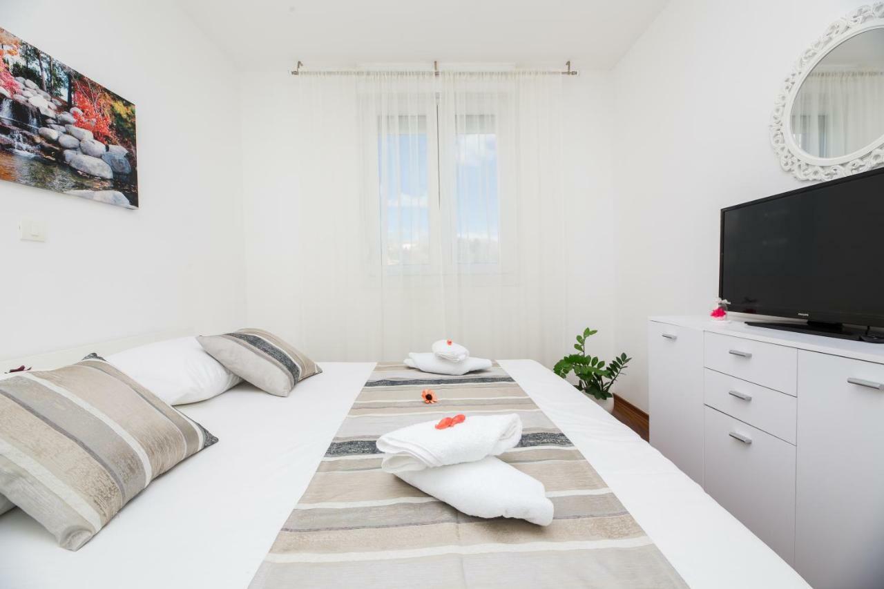 Apartman Bubli Сплит Екстериор снимка