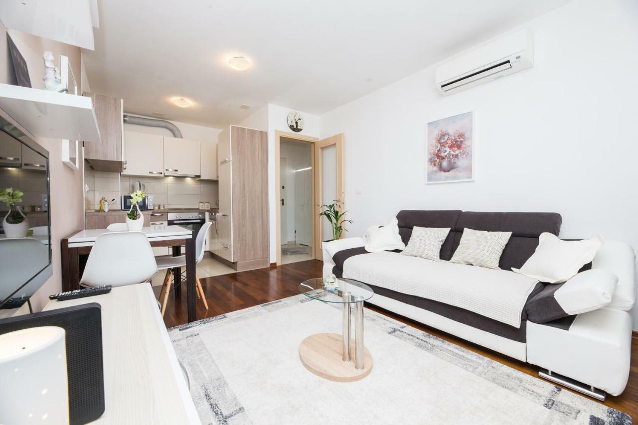 Apartman Bubli Сплит Екстериор снимка