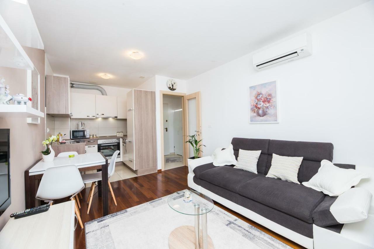 Apartman Bubli Сплит Екстериор снимка