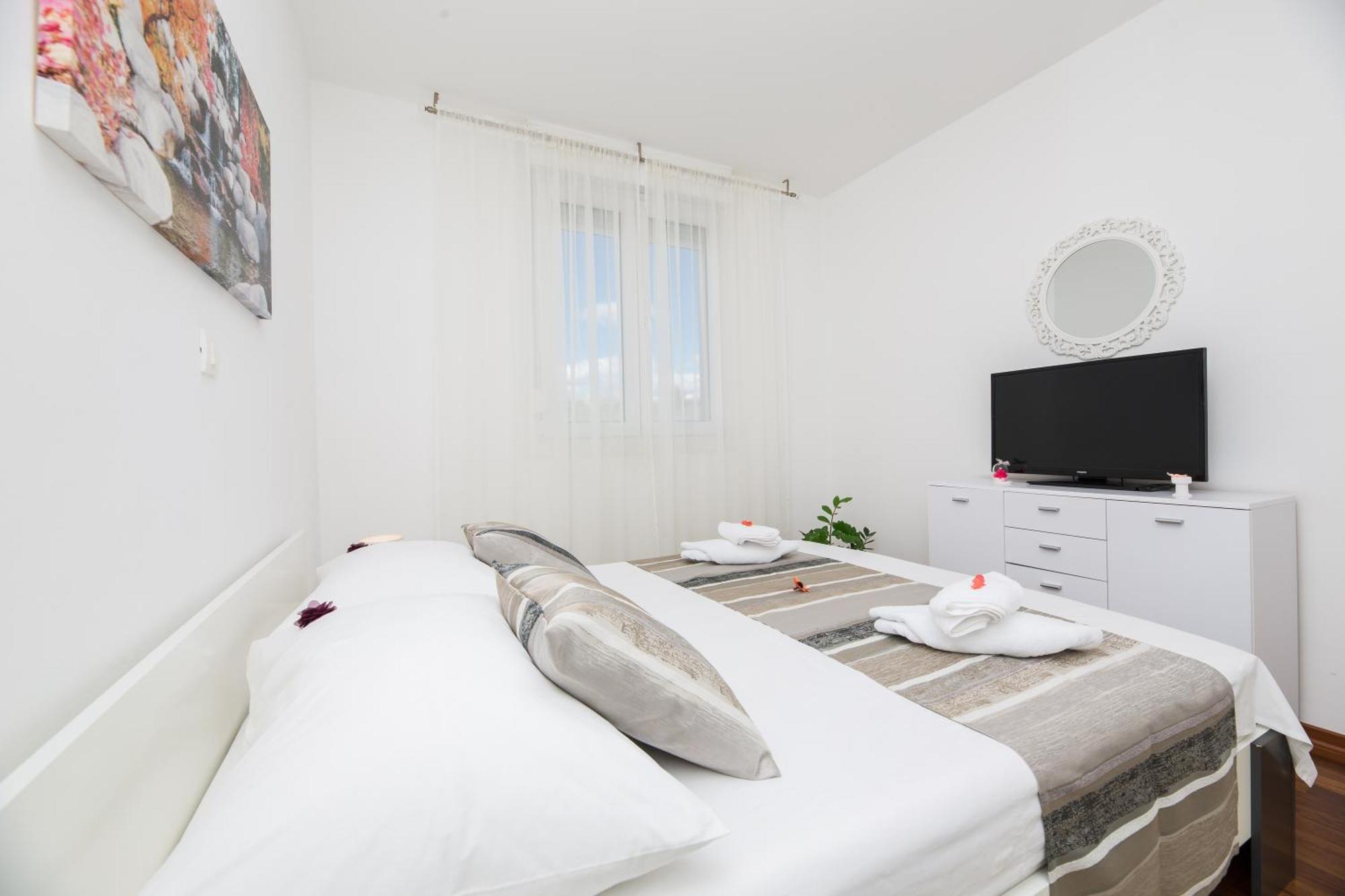Apartman Bubli Сплит Екстериор снимка